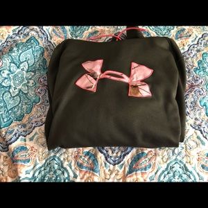 Under Armour sweatshirt